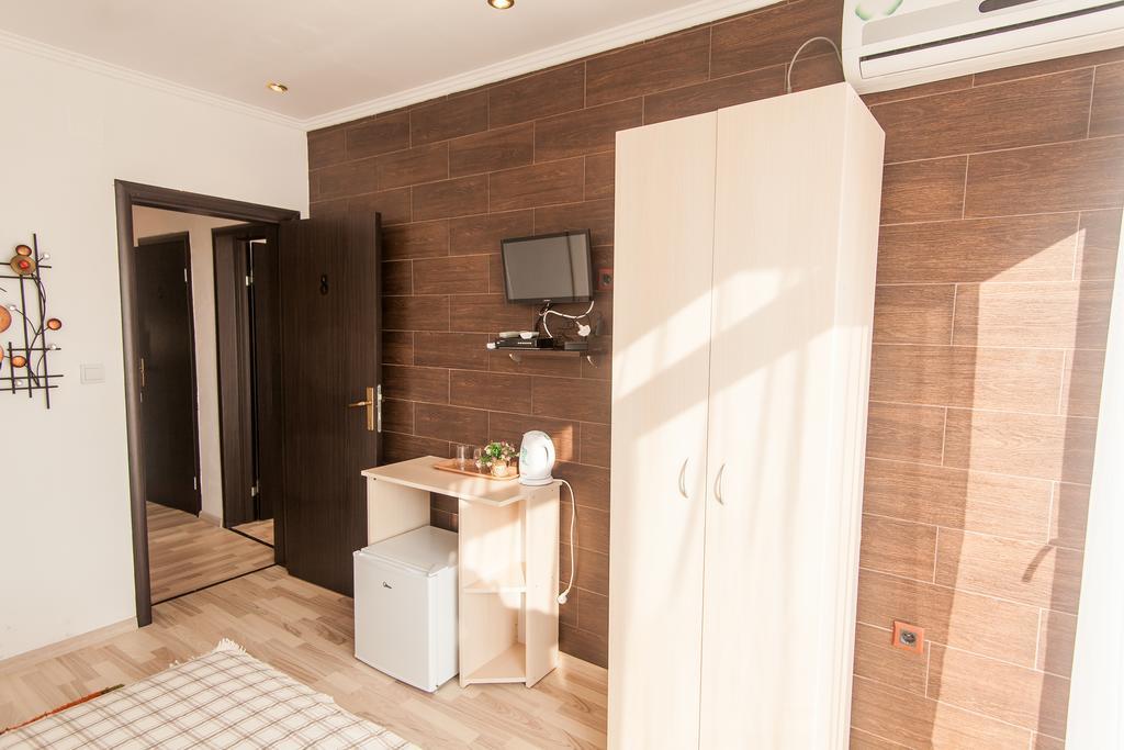 Rooms And Apartments Milana Bar Rum bild