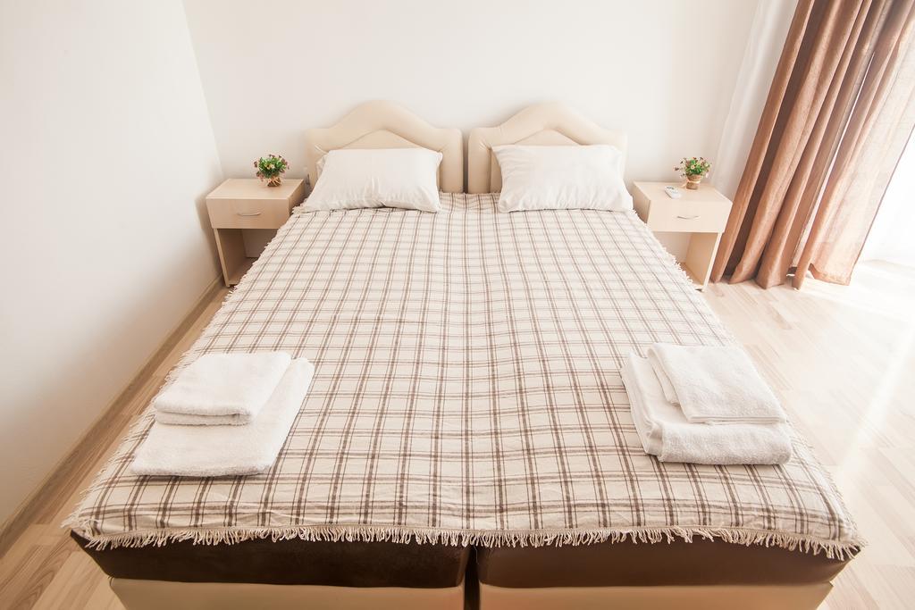 Rooms And Apartments Milana Bar Rum bild